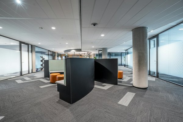 Comment l'automatisation des recrutements révolutionne les entreprises de taille intermédiaire : avantages essentiels à découvrir