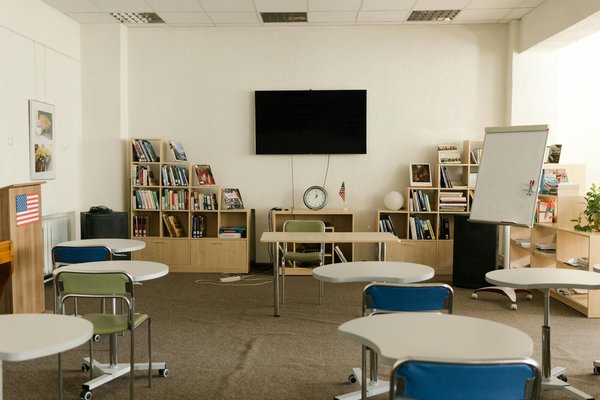Leadership et Stratégie : Impact des Dirigeants sur la Politique d'Entreprise