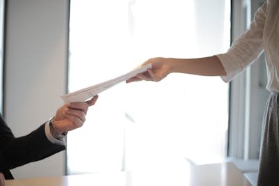 Gagnez du temps avec la lettre recommandée en ligne a/r